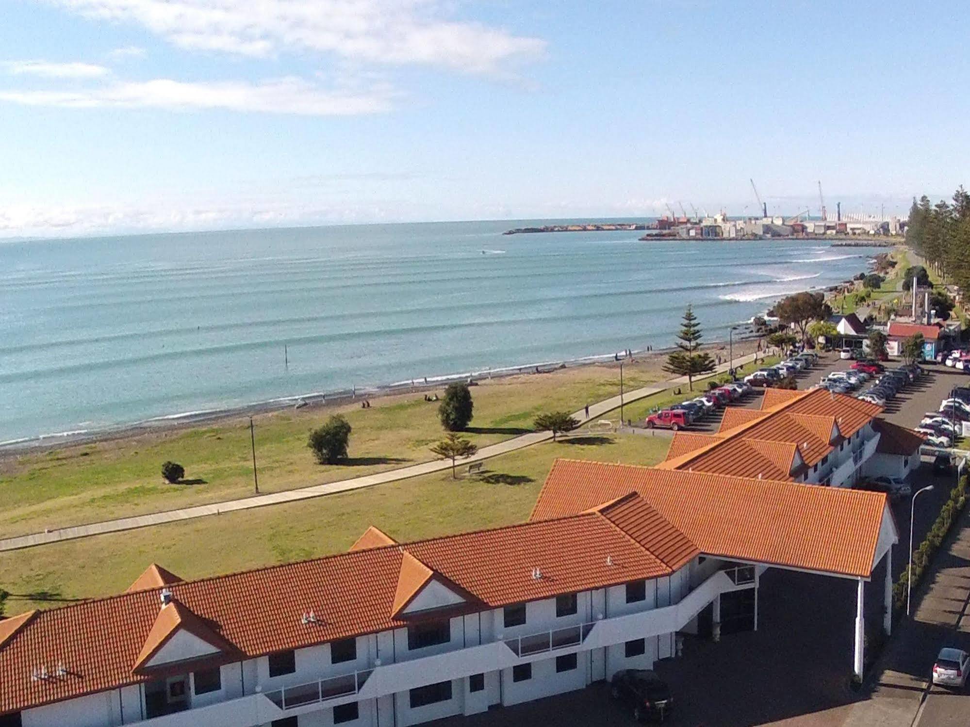 Harbour View Seaside Accommodation Napier Exterior photo